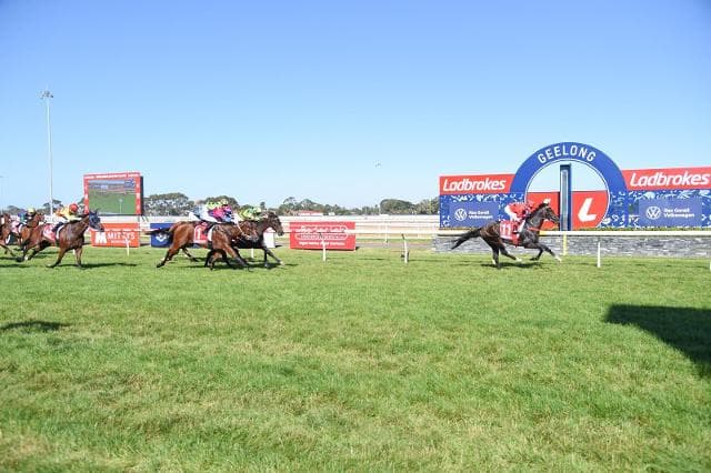 Asakura Showcases His Aura